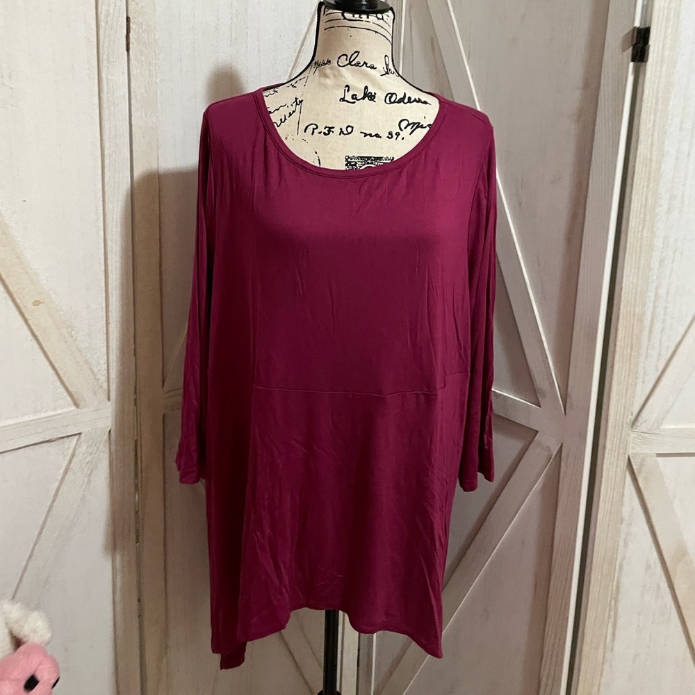 LANE BRYANT NWT CRANBERRY TUNIC TEE 18/20